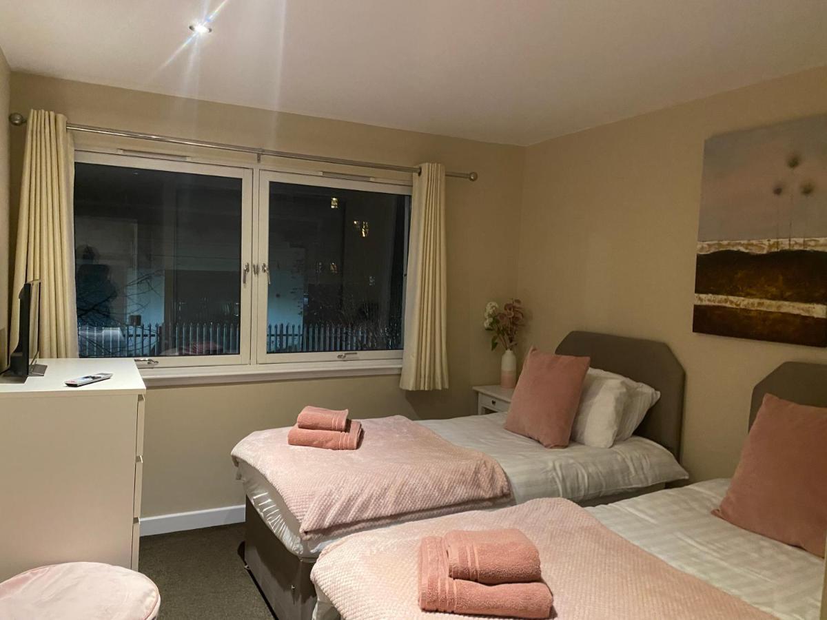 City Centre 2 Bedroom Apartment, Secure Parking. Glasgow Extérieur photo